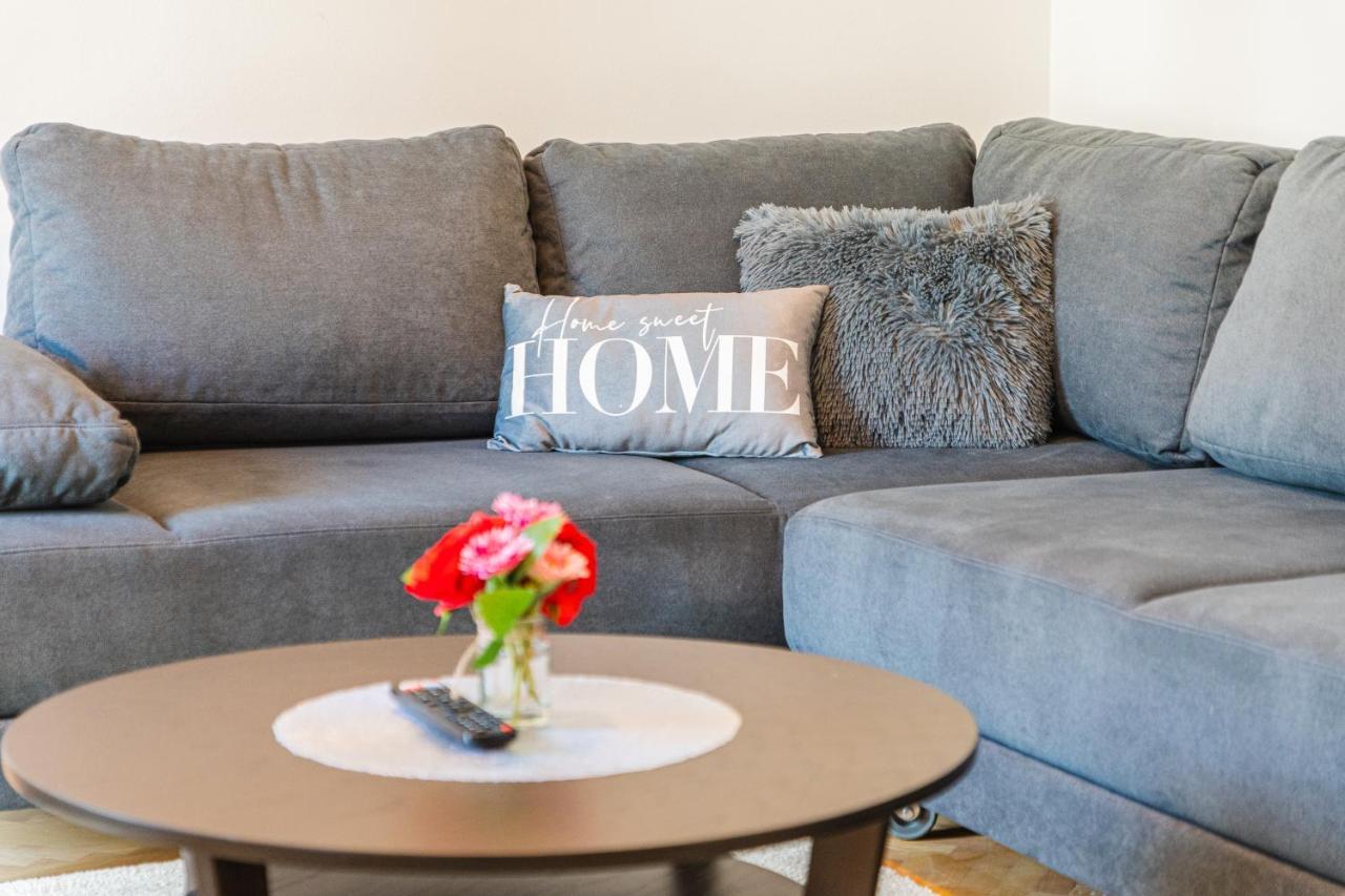 Flexible Selfcheckins 47 - Zagreb - Two Loggia - New - 3 Beedroms - 2 Wc Apartment ภายนอก รูปภาพ